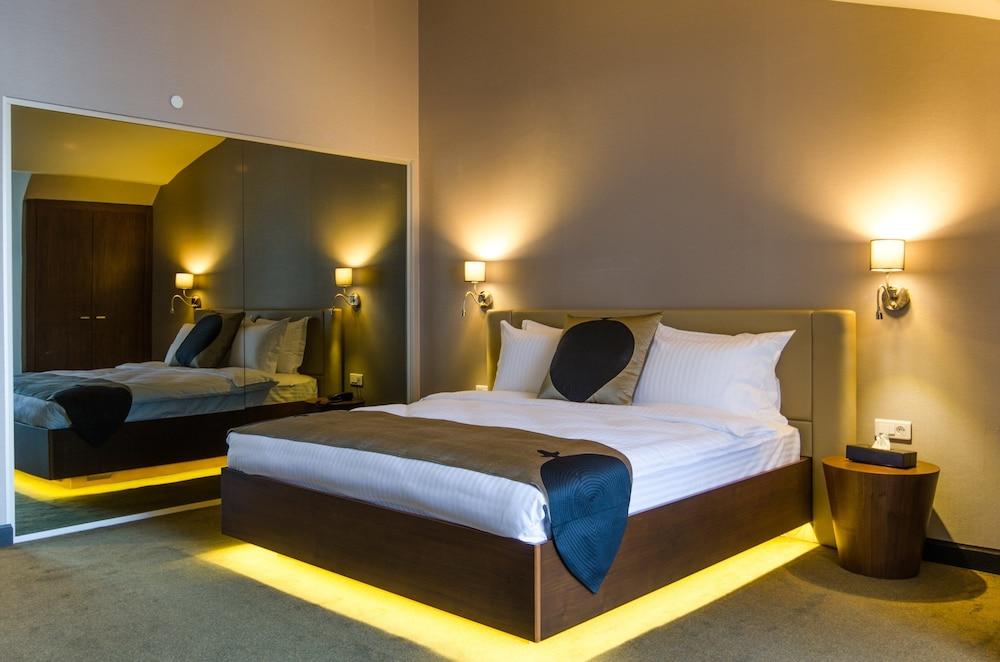 Inncity Hotel Nisantasi Istanbul Exteriör bild
