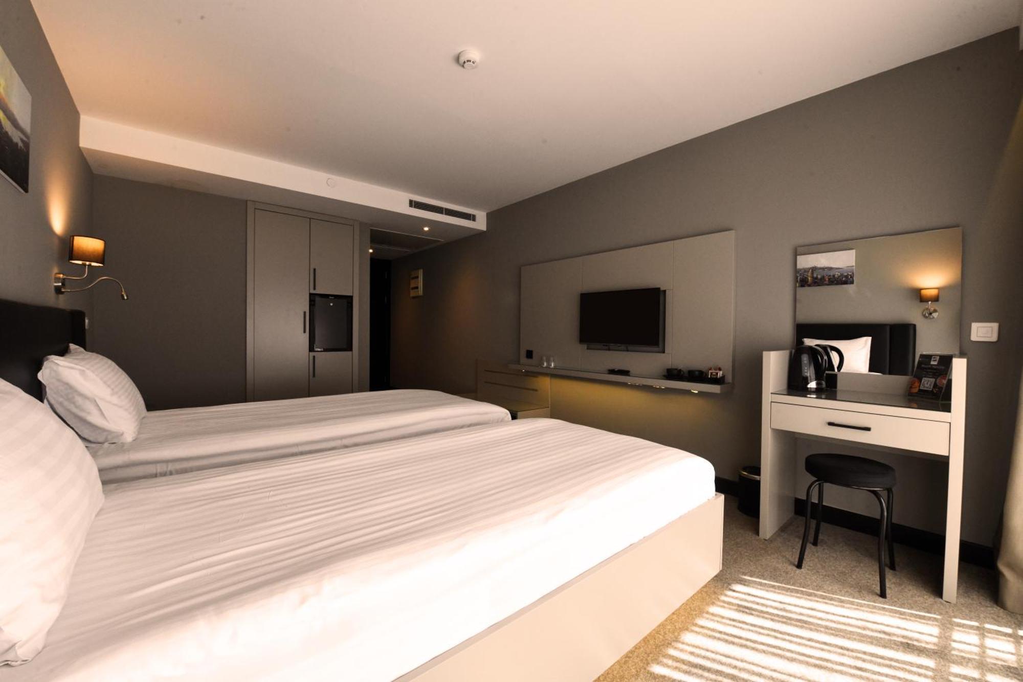Inncity Hotel Nisantasi Istanbul Exteriör bild