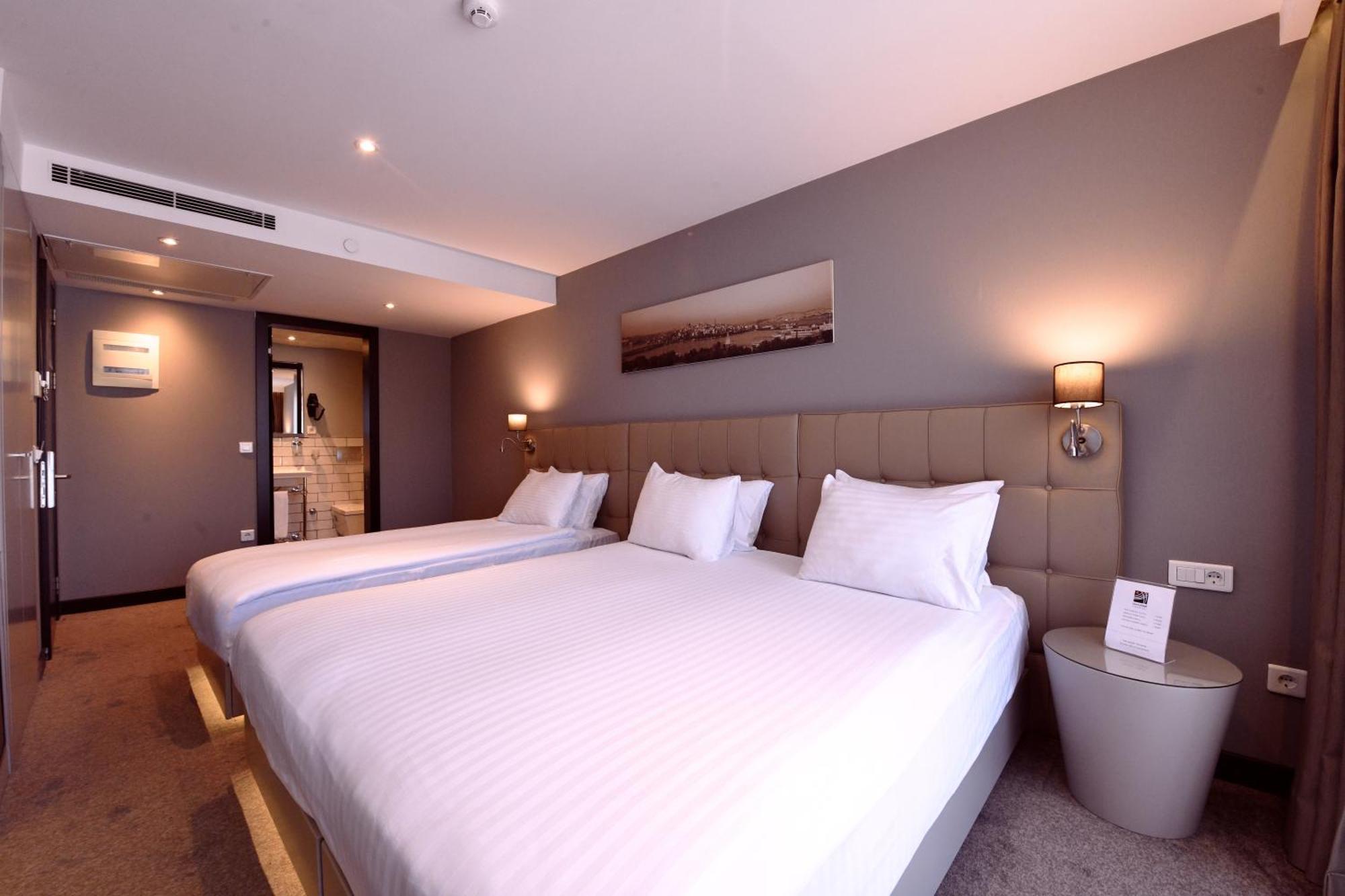 Inncity Hotel Nisantasi Istanbul Exteriör bild